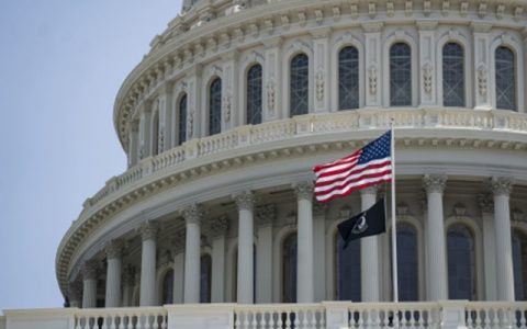 美国参议院通过3.5万亿美元开支计划