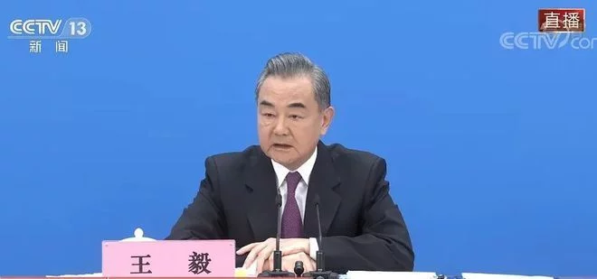 王毅100分钟答27问，开场5个回答4个与乌克兰局势相关