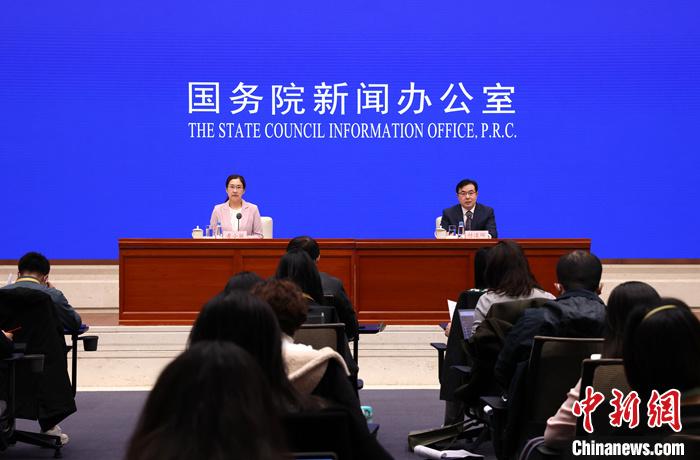 国家统计局：国民经济总体上延续恢复态势