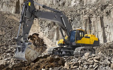 2023年1月国内挖掘机销量3437台，同比下降58.5%