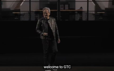 黄仁勋主题演讲：Blackwell芯片全面投产